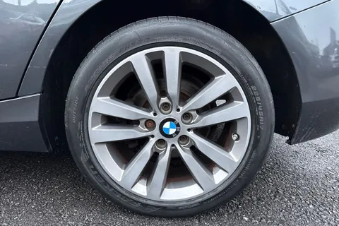 YA18WXR BMW 1 Series 2.0 118d Sport Euro 6 (s/s) 5dr Thumbnail #9