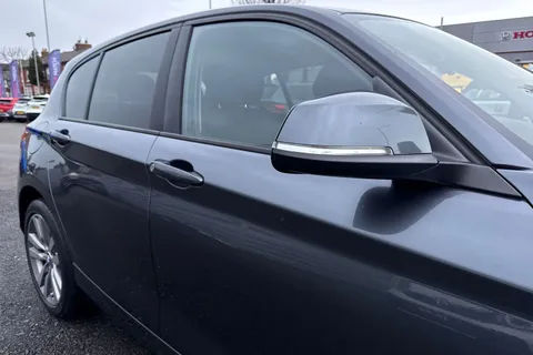 YA18WXR BMW 1 Series 2.0 118d Sport Euro 6 (s/s) 5dr Thumbnail #33