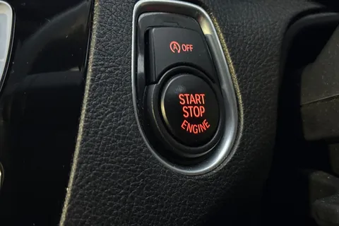 YA18WXR BMW 1 Series 2.0 118d Sport Euro 6 (s/s) 5dr Thumbnail #39