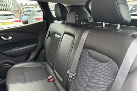 HV20CBU Renault Kadjar 1.3 TCE S Edition 5dr Thumbnail #13