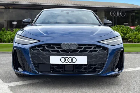  Audi A6 Saloon 2.0 TDI Launch Edition S Tronic quattro Euro 6 (s/s) 4dr Thumbnail #5