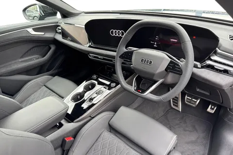  Audi A6 Saloon 2.0 TDI Launch Edition S Tronic quattro Euro 6 (s/s) 4dr Thumbnail #13