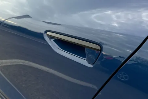  Audi A6 Saloon 2.0 TDI Launch Edition S Tronic quattro Euro 6 (s/s) 4dr Thumbnail #31