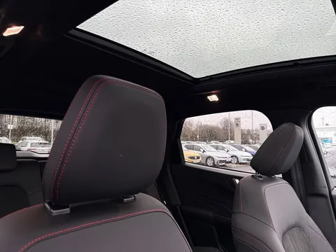 EN24OCX Ford Kuga 2.5h Duratec ST-Line X CVT AWD Euro 6 (s/s) 5dr Thumbnail #20