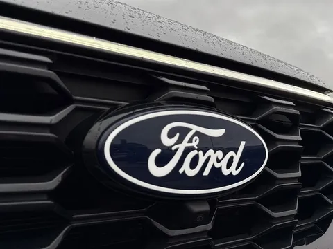 EN24OCX Ford Kuga 2.5h Duratec ST-Line X CVT AWD Euro 6 (s/s) 5dr Thumbnail #24