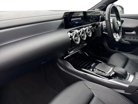 KT70CKU Mercedes-Benz A Class 2.0 A35 AMG (Premium Plus) 7G-DCT 4MATIC Euro 6 (s/s) 5dr Thumbnail #8