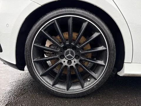 KT70CKU Mercedes-Benz A Class 2.0 A35 AMG (Premium Plus) 7G-DCT 4MATIC Euro 6 (s/s) 5dr Thumbnail #23