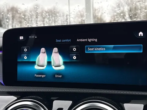 KT70CKU Mercedes-Benz A Class 2.0 A35 AMG (Premium Plus) 7G-DCT 4MATIC Euro 6 (s/s) 5dr Thumbnail #38