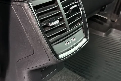 DG24LJV Škoda Kamiq 1.5 TSI ACT SE L DSG Euro 6 (s/s) 5dr Thumbnail #39