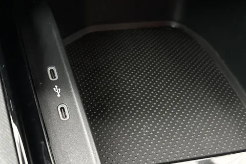 DG24LJV Škoda Kamiq 1.5 TSI ACT SE L DSG Euro 6 (s/s) 5dr Thumbnail #44