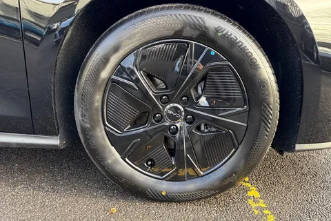  BYD Seal 6 1.5 DM-i 10kWh Boost CVT Auto Euro 6 (s/s) 4dr Thumbnail #6