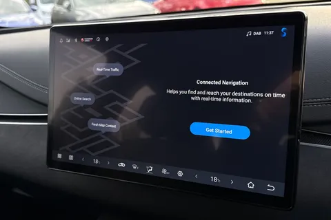  BYD Seal 6 1.5 DM-i 10kWh Boost CVT Auto Euro 6 (s/s) 4dr Thumbnail #11