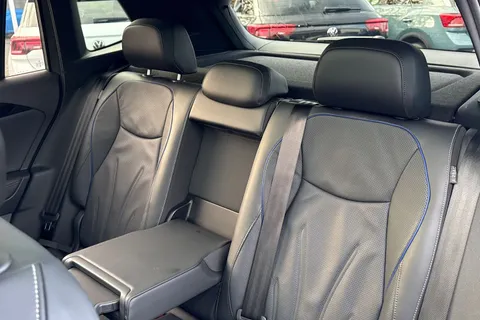 DF25KWK Volkswagen Tiguan 1.5 TSI 272 eHybrid R-Line 5dr DSG Thumbnail #18