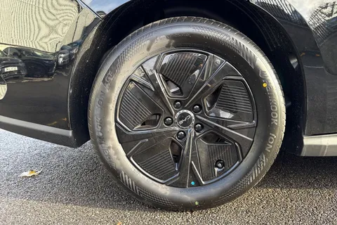  BYD Seal 6 1.5 DM-i 10kWh Boost CVT Auto Euro 6 (s/s) 4dr Thumbnail #21