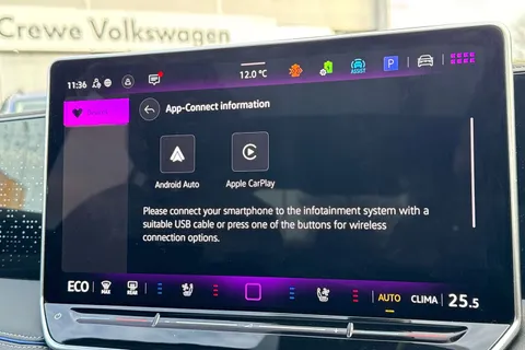 DF25KWK Volkswagen Tiguan 1.5 TSI 272 eHybrid R-Line 5dr DSG Thumbnail #28