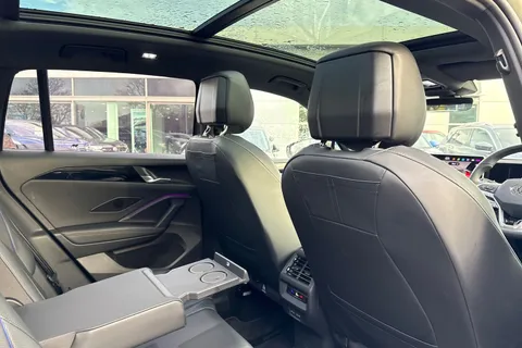 DF25KWK Volkswagen Tiguan 1.5 TSI 272 eHybrid R-Line 5dr DSG Thumbnail #37