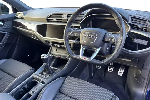 PK72XSZ Audi Q3 Black Edition 35 TFSI 150 PS 6-speed Thumbnail #14