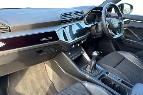 PK72XSZ Audi Q3 Black Edition 35 TFSI 150 PS 6-speed Thumbnail #15