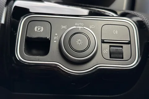 FH24DSO Mercedes-Benz Cla Class CLA 180 AMG Line Executive 4dr Tip Auto Thumbnail #31