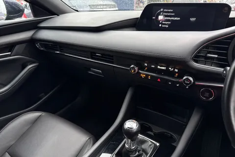 NE22NEZ Mazda Mazda3 2.0 e-SKYACTIV-G MHEV GT Sport Tech Edition Euro 6 (s/s) 5dr Thumbnail #19