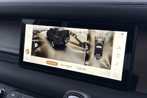 KT73VNE Land Rover Defender 3.0 D300 X-Dynamic SE 110 5dr Auto [7 Seat] Thumbnail #13