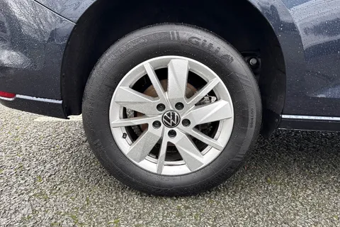 RA24ARZ Volkswagen Caddy 2.0 TDI C20 Commerce Pro SWB Euro 6 (s/s) 5dr Thumbnail #11