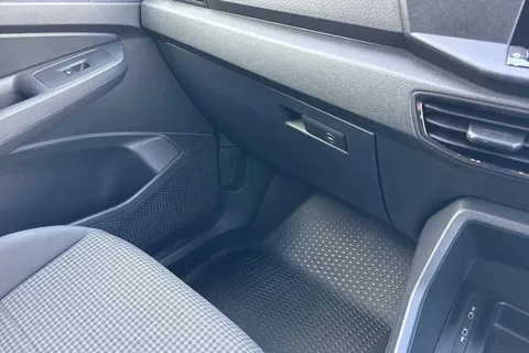 DF75TXV Volkswagen Caddy 2.0 TDI 102PS Commerce Van [Business/Tech Pack] Thumbnail #20