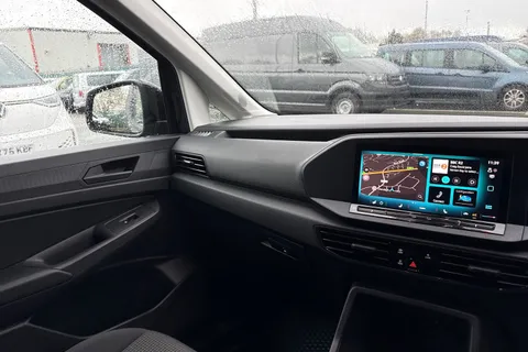 RA24ARZ Volkswagen Caddy 2.0 TDI C20 Commerce Pro SWB Euro 6 (s/s) 5dr Thumbnail #19