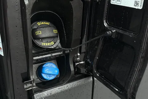 DF75UAL Volkswagen Crafter CR35 Commerce Plus MWB 140 PS Man FWD  - MY25/Low Roof/Camera Thumbnail #24