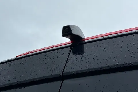 DF75UAL Volkswagen Crafter CR35 Commerce Plus MWB 140 PS Man FWD  - MY25/Low Roof/Camera Thumbnail #30