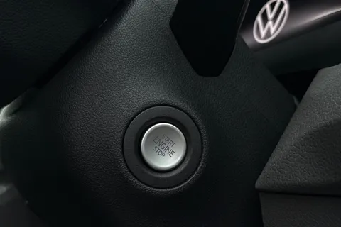 DF75UAL Volkswagen Crafter CR35 Commerce Plus MWB 140 PS Man FWD  - MY25/Low Roof/Camera Thumbnail #33