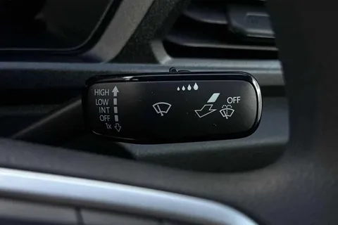 DF75TXV Volkswagen Caddy 2.0 TDI 102PS Commerce Van [Business/Tech Pack] Thumbnail #37