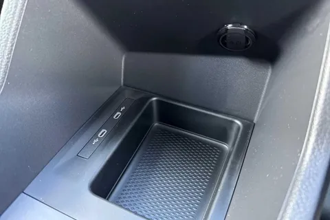 DF75TXV Volkswagen Caddy 2.0 TDI 102PS Commerce Van [Business/Tech Pack] Thumbnail #40