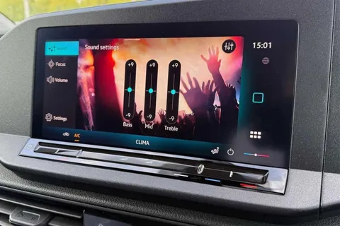 DF75TXV Volkswagen Caddy 2.0 TDI 102PS Commerce Van [Business/Tech Pack] Thumbnail #55