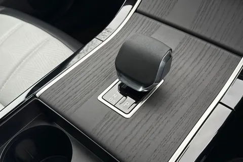 KO74GCV Land Rover Range Rover Evoque 1.5 P270e Autobiography 5dr Auto [Revised] Thumbnail #13