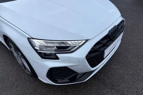 DF74VRN Audi A3 Black Edition 35 TFSI 150 PS S tronic Thumbnail #9