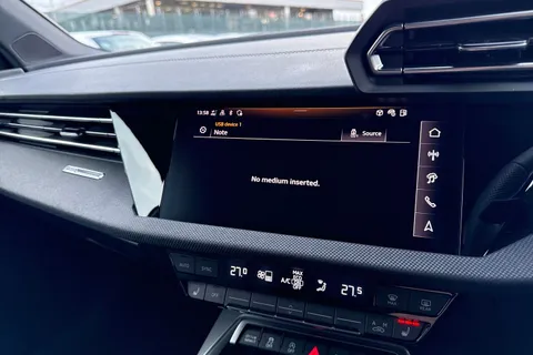 DF74VRN Audi A3 Black Edition 35 TFSI 150 PS S tronic Thumbnail #32