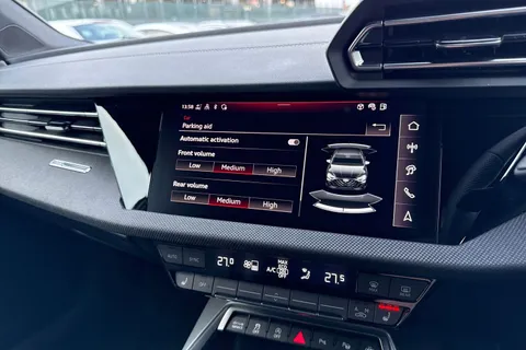 DF74VRN Audi A3 Black Edition 35 TFSI 150 PS S tronic Thumbnail #40