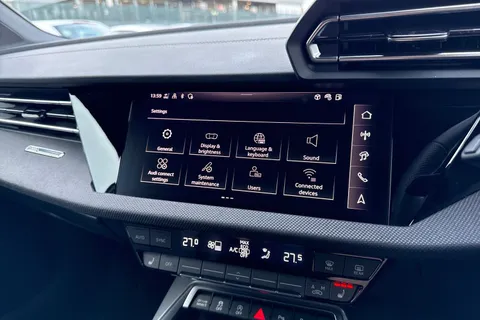 DF74VRN Audi A3 Black Edition 35 TFSI 150 PS S tronic Thumbnail #44