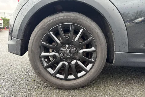 ML73WCV Mini Hatch 1.5 Cooper Classic Steptronic Euro 6 (s/s) 3dr Thumbnail #10