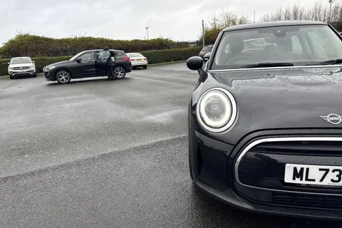 ML73WCV Mini Hatch 1.5 Cooper Classic Steptronic Euro 6 (s/s) 3dr Thumbnail #24