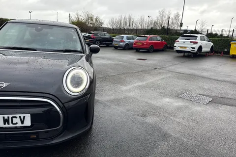 ML73WCV Mini Hatch 1.5 Cooper Classic Steptronic Euro 6 (s/s) 3dr Thumbnail #25