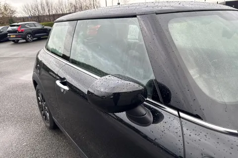 ML73WCV Mini Hatch 1.5 Cooper Classic Steptronic Euro 6 (s/s) 3dr Thumbnail #27