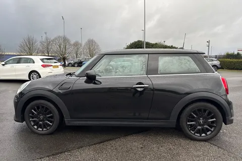 ML73WCV Mini Hatch 1.5 Cooper Classic Steptronic Euro 6 (s/s) 3dr Thumbnail #29