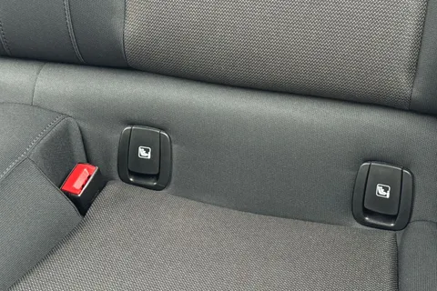 ML73WCV Mini Hatch 1.5 Cooper Classic Steptronic Euro 6 (s/s) 3dr Thumbnail #33