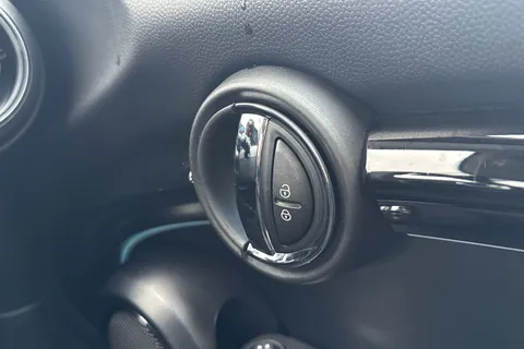 ML73WCV Mini Hatch 1.5 Cooper Classic Steptronic Euro 6 (s/s) 3dr Thumbnail #38