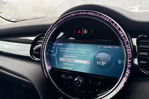 ML73WCV Mini Hatch 1.5 Cooper Classic Steptronic Euro 6 (s/s) 3dr Thumbnail #42