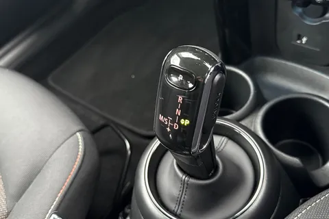 ML73WCV Mini Hatch 1.5 Cooper Classic Steptronic Euro 6 (s/s) 3dr Thumbnail #50