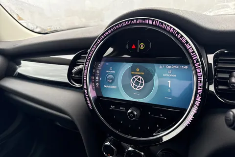 ML73WCV Mini Hatch 1.5 Cooper Classic Steptronic Euro 6 (s/s) 3dr Thumbnail #59