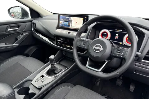 PL23KHD Nissan Qashqai 1.3 DIG-T MHEV N-Connecta Euro 6 (s/s) 5dr Thumbnail #14